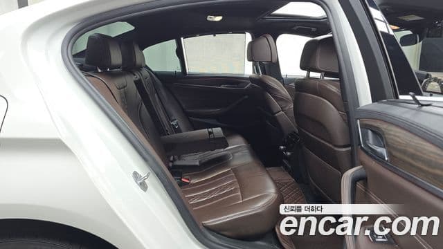 BMW 5시리즈 (G30) 520d xDrive M Sport Plus, 2018 12