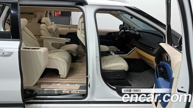 Kia Carnival 4세대 бензин 9인승 High Limousine(компания по спецнадстройкам), 2023 11
