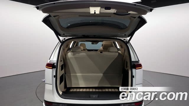 Kia Carnival 4세대 бензин 9인승 High Limousine(компания по спецнадстройкам), 2023 20