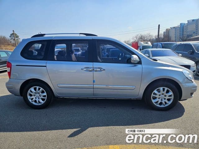 Kia Carnival R топовая версия, 2011 2