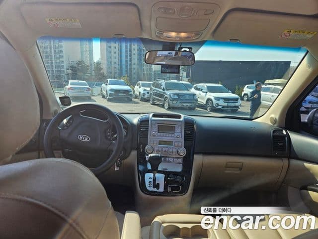 Kia Carnival R топовая версия, 2011 7