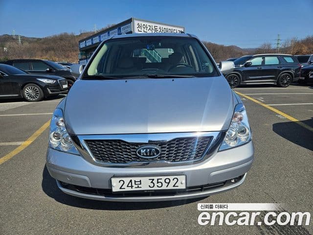 Kia Carnival R топовая версия, 2011 15
