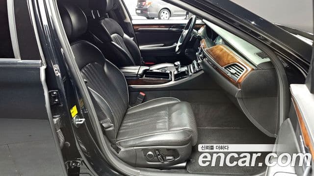 Genesis EQ900 Prestige, 2016 10