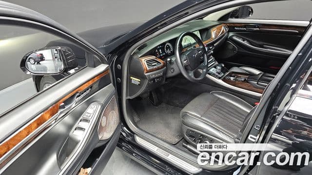 Genesis EQ900 Prestige, 2016 12