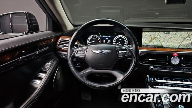 Genesis EQ900 Prestige, 2016 13