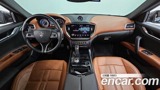 Maserati 기블리 3세대, 2022 19