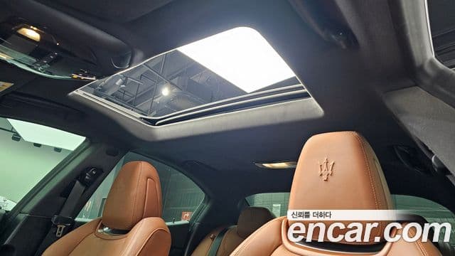 Maserati 기블리 3세대, 2022 14