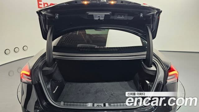 Maserati 기블리 3세대, 2022 11