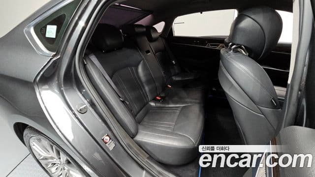 Genesis G80 Premium Luxury, 2017 11