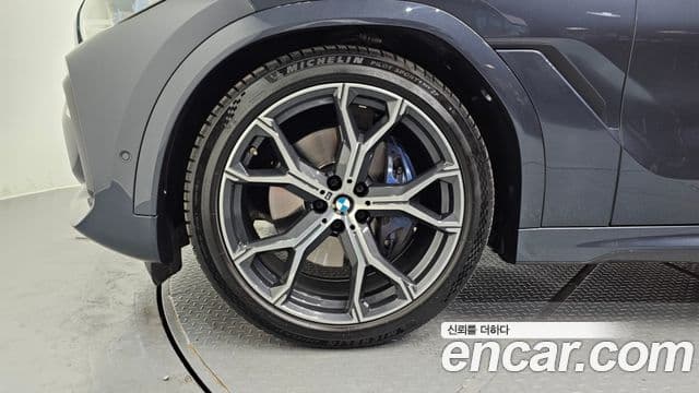 BMW X6 (G06) xDrive40i M Sport, 2021 все фото