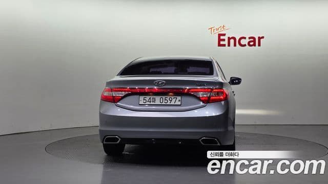 Hyundai Grandeur HG гибрид Premium, 2016 4