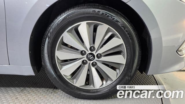 Hyundai Grandeur HG гибрид Premium, 2016 все фото