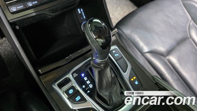 Hyundai Grandeur HG гибрид Premium, 2016 9