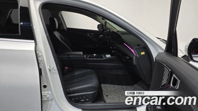 Kia The / новый New K8 Noblesse, 2025 13