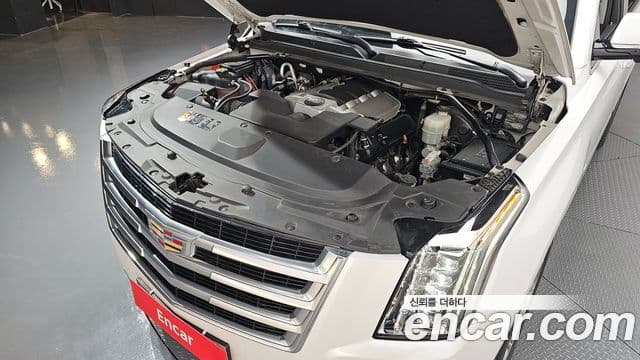 Cadillac Escalade 4세대, 2018 6