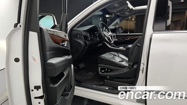 Cadillac Escalade 4세대, 2018 10