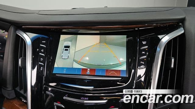 Cadillac Escalade 4세대, 2018 14