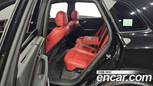 Audi SQ5 (FY), 2022 11