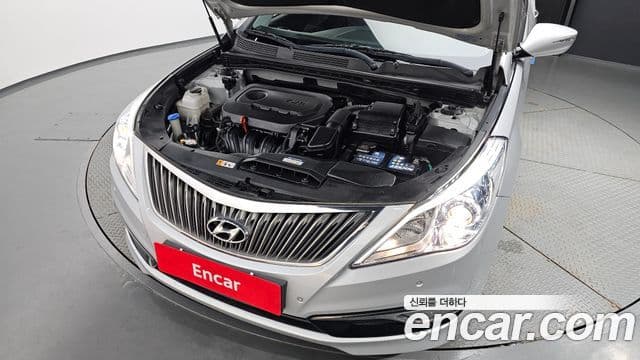 Hyundai Grandeur HG Modern, 2016 3