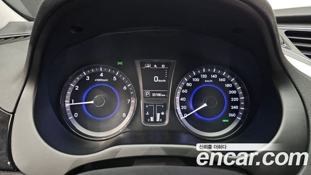 Hyundai Grandeur HG Modern, 2016 12