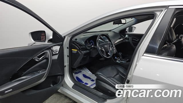 Hyundai Grandeur HG Modern, 2016 20