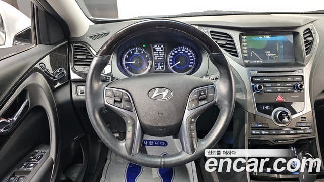 Hyundai Grandeur HG Modern, 2016 15