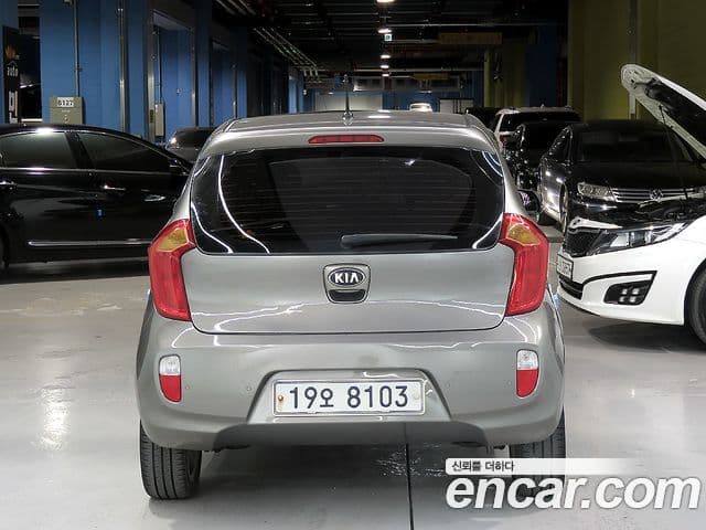 Kia All New Morning Luxury, 2013 3