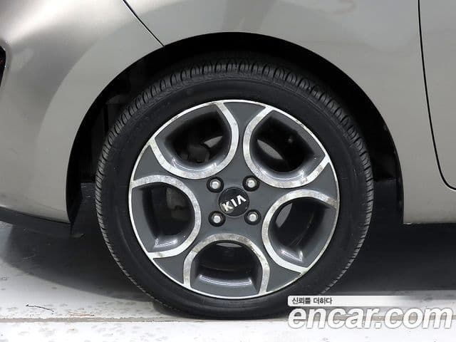 Kia All New Morning Luxury, 2013 18