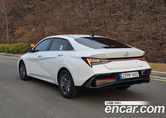 Hyundai The / новый New Avante (CN7) Inspiration, 2025 17