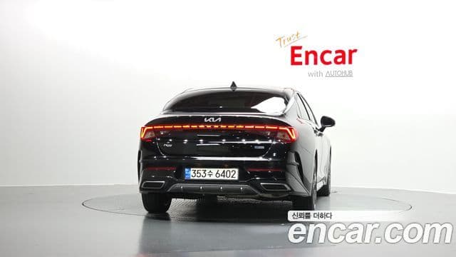 Kia K5 гибрид 3세대 Signature, 2022 4