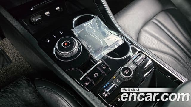 Kia K5 гибрид 3세대 Signature, 2022 9