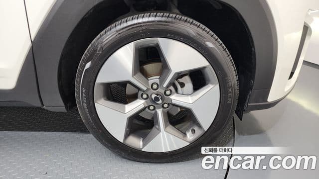 KG모빌리티(SsangYong) Torres EVX E7, 2024 все фото