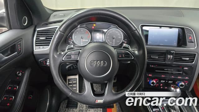 Audi SQ5 8R, 2014 13