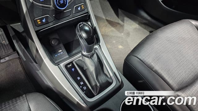 Hyundai The / новый New Avante 1.6 LPi Smart, 2016 9