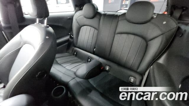 Mini Cooper S 3세대, 2022 12