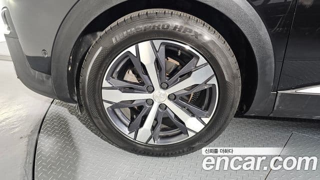 Peugeot 3008 2세대 1.6 BlueHDi Allure, 2018 все фото