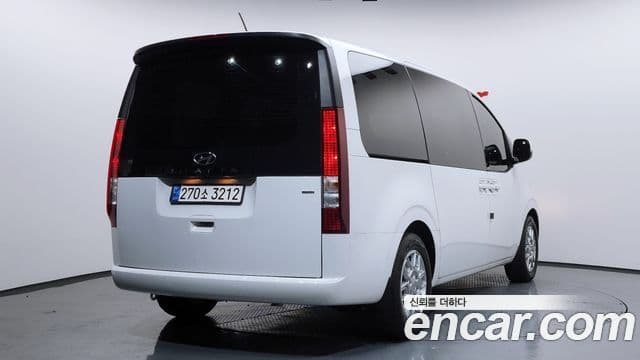 Hyundai Staria Modern, 2023 2