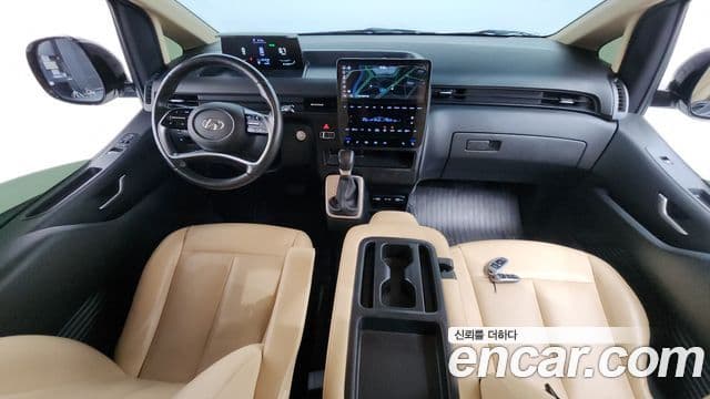 Hyundai Staria Modern, 2023 7