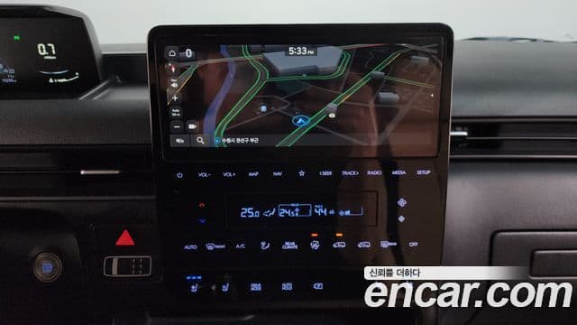 Hyundai Staria Modern, 2023 16