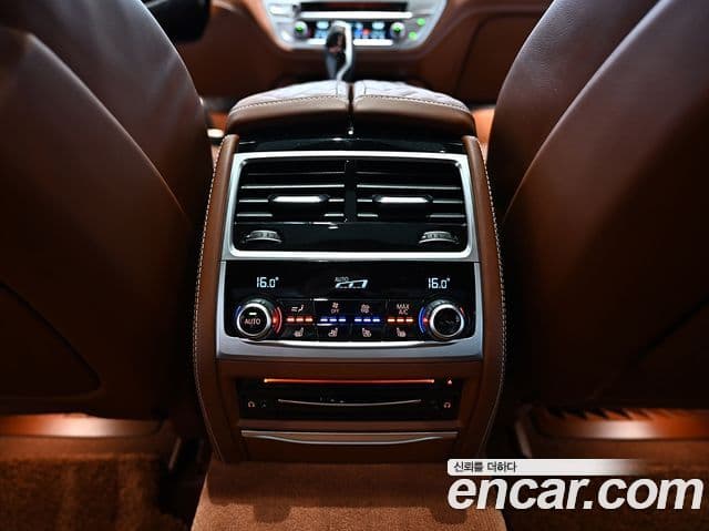 BMW 7시리즈 (G11) M760Li xDrive, 2020 10