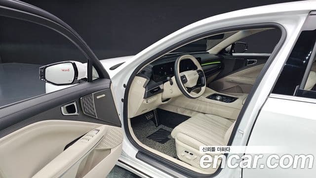 Kia The / новый New K8 гибрид Signature, 2025 11