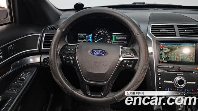 Ford Explorer 5세대, 2017 13