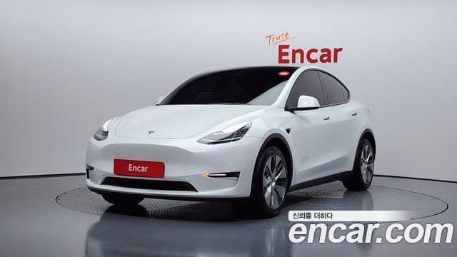 Tesla модель Y Long Range, 2022 1
