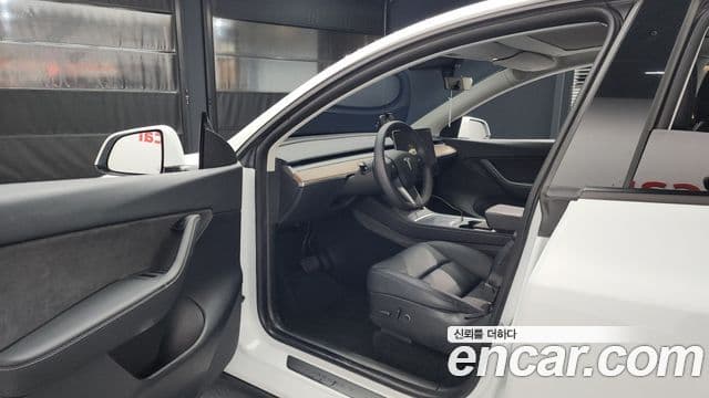 Tesla модель Y Long Range, 2022 10