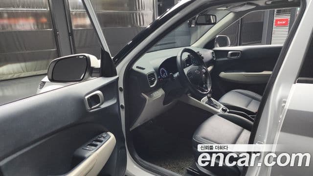 Hyundai Venue 1.6 Flux, 2022 10