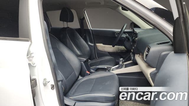 Hyundai Venue 1.6 Flux, 2022 11