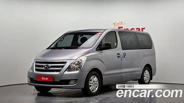 Hyundai Grand Starex Smart, 2018 1