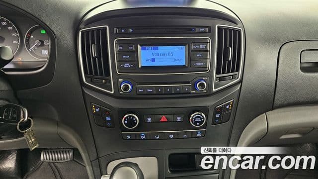 Hyundai Grand Starex Smart, 2018 16