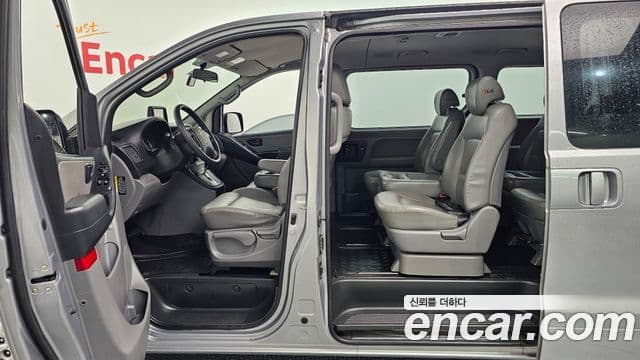 Hyundai Grand Starex Smart, 2018 19