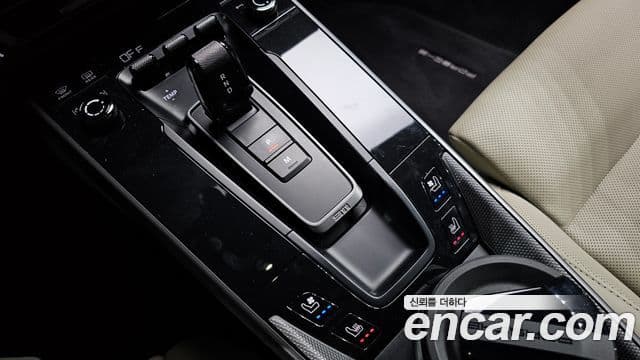 Porsche 911 (992) Carrera 4, 2020 9